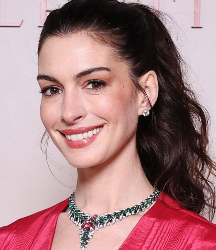 Anne Hathaway
